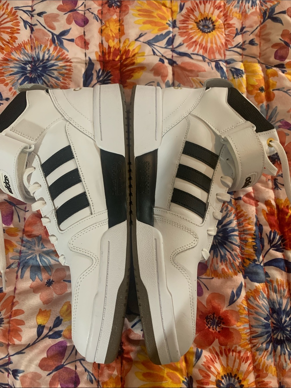 Adidas - Picture 2 of 10